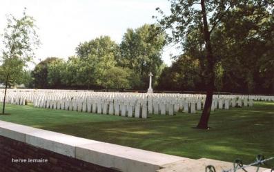 NEUVILLE ST VAAST  secteur VIMY ;